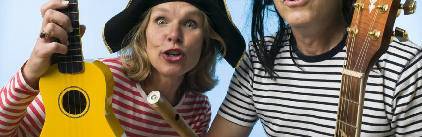 Ako sjunger Pippi på Gottsundabiblioteket (dekorativ bild)