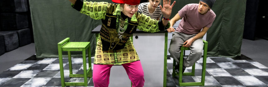 "Men mormor!" med teatergruppen Tio Fötter (dekorativ bild tagen under repetition)