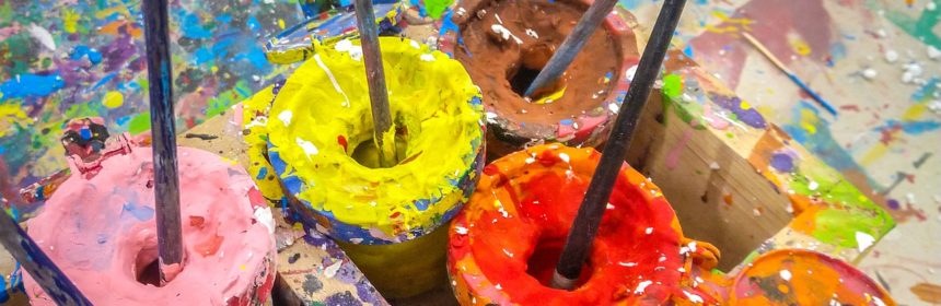 Familjedag med visning och verkstad (dekorativ bild)