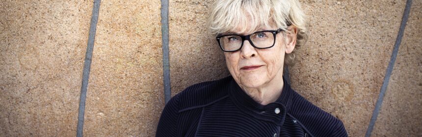 Poesi: Eva Runefelt, Ur världen (dekorativ bild)